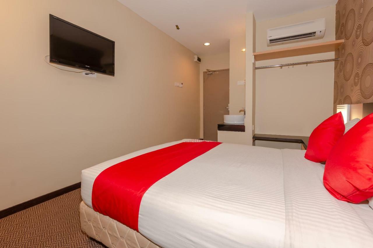 Oyo 1009 Regalo Hotel Malacca Ngoại thất bức ảnh